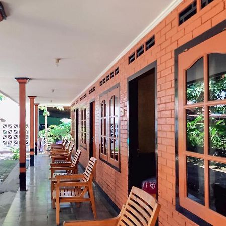 Oka Homestay Mitra Reddoorz Mataram Eksteriør bilde